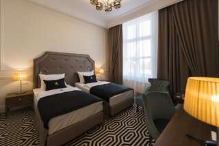 Отель Hotel Royal & Spa Белосток Двухместный номер «Престиж» с 1 кроватью или 2 отдельными кроватями-4
